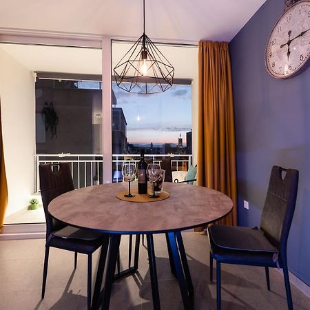 Kailani Luxury Central 3 Bedroom, 3 Bathroom Apartment With A Sunny Balcony Задар Екстериор снимка