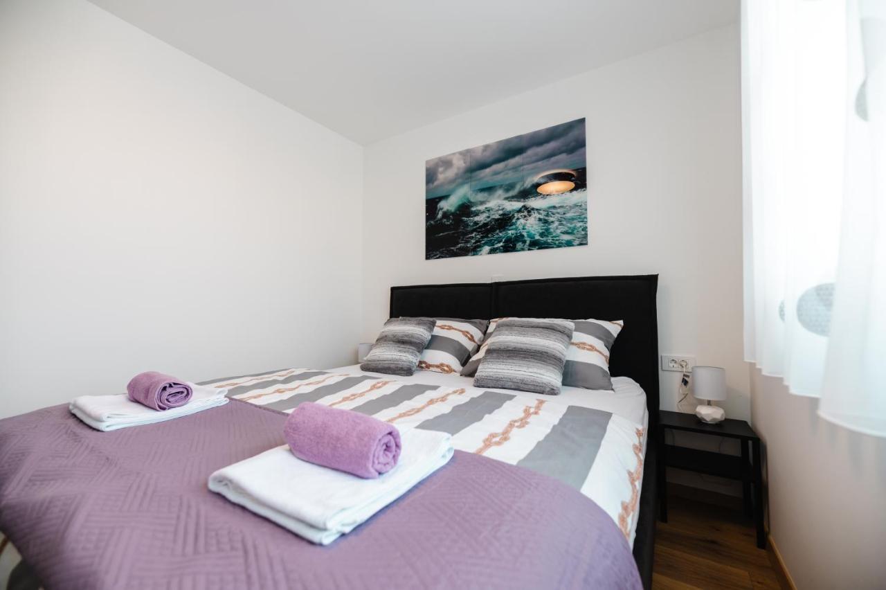 Kailani Luxury Central 3 Bedroom, 3 Bathroom Apartment With A Sunny Balcony Задар Екстериор снимка